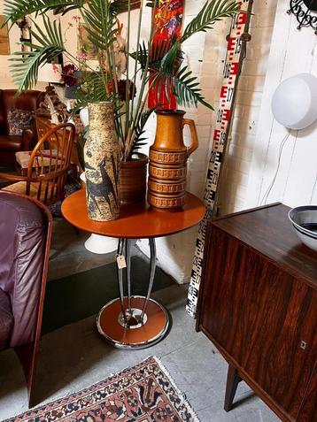 23) Gave vintage jaren 90 salon tafel. beschikbaar voor biedingen