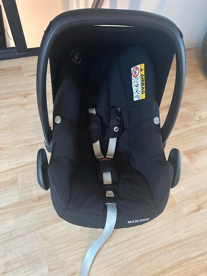 Maxi-Cosi Rock Autostoel - Zwart, Kinderen en Baby's, Autostoeltjes, Gebruikt, Maxi-Cosi, 0 t/m 13 kg, Autogordel, Zijbescherming