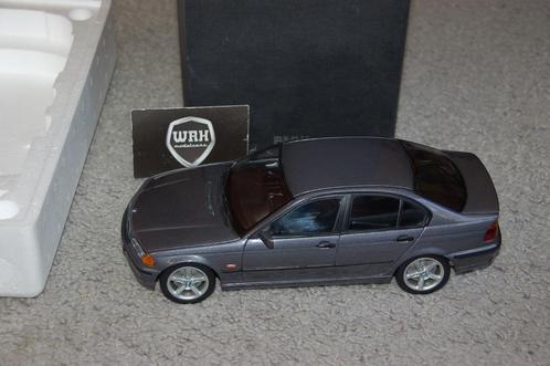 1:18 BMW 3 SERIE E46 SEDAN grijs UT models dealer WRH, Hobby en Vrije tijd, Modelauto's | 1:18, Zo goed als nieuw, Auto, UT Models