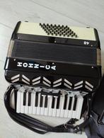 accordeon, 48-bas, Gebruikt, Met koffer, Toetsaccordeon