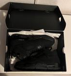Jordan 4 Black cat 2025 | NIEUW, Kleding | Heren, Schoenen, Zwart, Nike, Nieuw, Ophalen of Verzenden