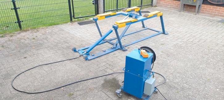 Poetsbrug / auto brug 400v Hydraulisch, Auto diversen, Autogereedschap, Zo goed als nieuw, Ophalen