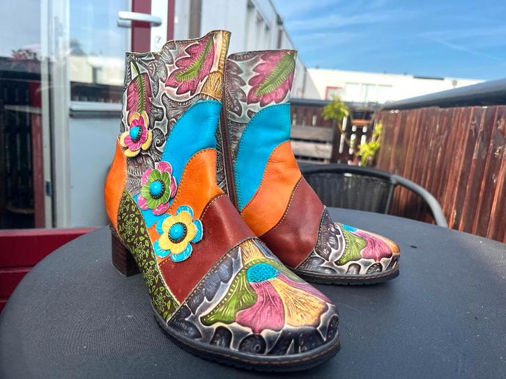 Nieuwe fleurige leren Ibiza laarzen maat 39 nu 79,99€, Kleding | Dames, Schoenen, Nieuw, Lage of Enkellaarzen, Overige kleuren