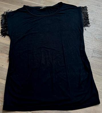 Zwangerschaps shirt met franjes, maat S t/m L te dragen.  beschikbaar voor biedingen