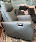 Mag weg !!! Geweldige licht groene relaxstoel /schommelstoel, Huis en Inrichting, Fauteuils, Ophalen, Gebruikt