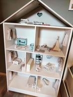 Groot wit poppenhuis, Ophalen, Gebruikt
