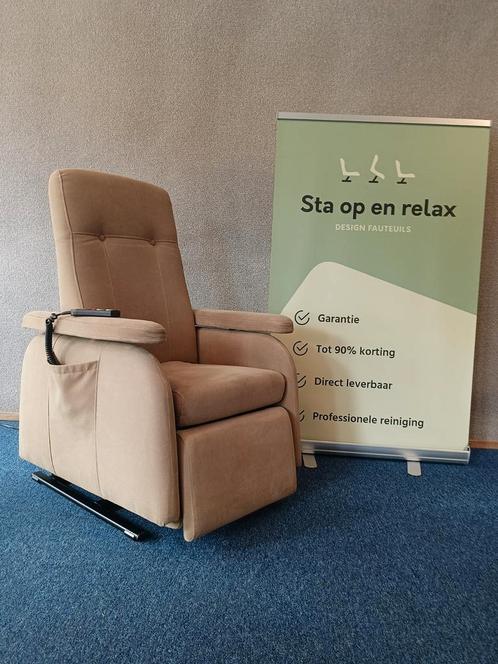 Sta op relax fauteuil Doge Zo goed als nieuw extra luxe, Huis en Inrichting, Fauteuils, Zo goed als nieuw, Stof, 50 tot 75 cm