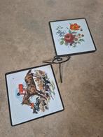 Twee mooie jaren 50 plantentafeltjes, Antiek en Kunst, Curiosa en Brocante, Ophalen of Verzenden