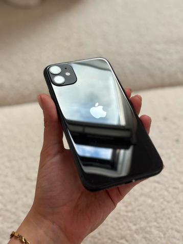 Iphone 11 zwart beschikbaar voor biedingen