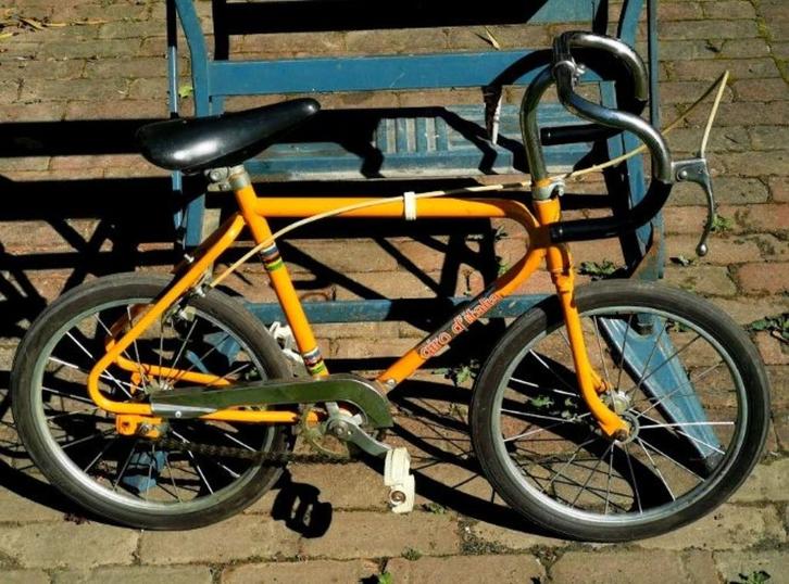 Kleine kinder racefiets Ampatoys, Antiek en Kunst, Curiosa en Brocante, Ophalen