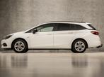 Opel Astra Sports Tourer 1.2 Sport € 10.745,00, 65 €/maand, Stof, 1199 cc, Wit