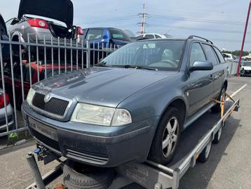 Skoda Octavia 1.6 Demarrage 2005 veel onderdelen voorradig  beschikbaar voor biedingen