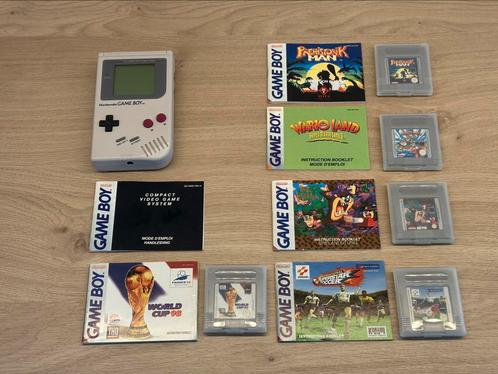 Originele Nintendo Game Boy + 5 spellen met handleidingen, Spelcomputers en Games, Spelcomputers | Nintendo Game Boy, Zo goed als nieuw