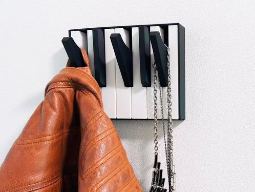 Mooie piano kapstok met toetsen op ware grootte, Huis en Inrichting, Woonaccessoires | Kapstokken, Nieuw, Wandkapstok, Minder dan 100 cm