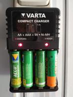 Varta oplader voor 3 soorten batterijen., Audio, Tv en Foto, Accu's en Batterijen, Ophalen of Verzenden, Zo goed als nieuw