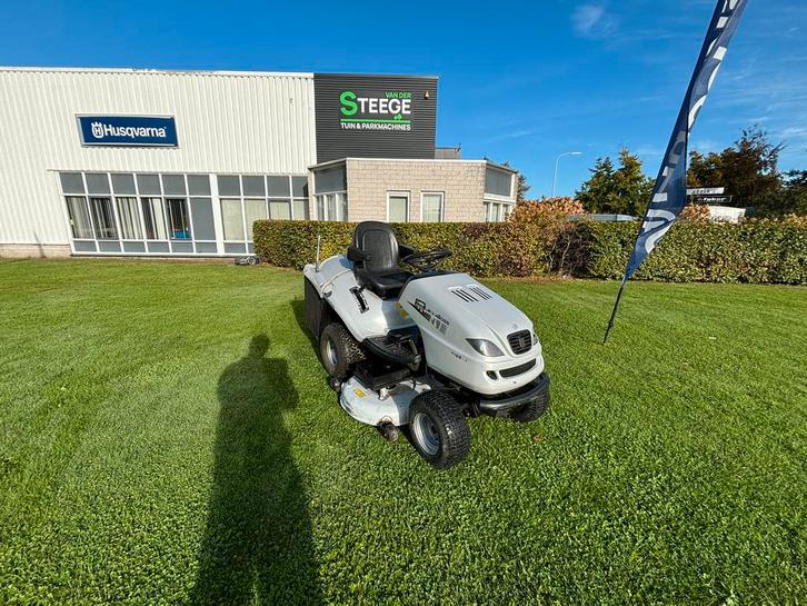 Lawnbos zitmaaier met opvang, Tuin en Terras, Zitmaaiers, Ophalen