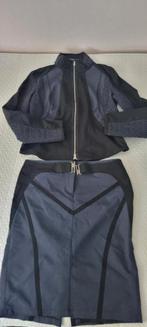 Marccain kostuum jasje en rok maat N 4 M donkerblauw, Kleding | Dames, Maat 38/40 (M), Kostuum of Pak, Blauw, Nieuw