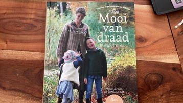 Mooi van draad haken en breien beschikbaar voor biedingen