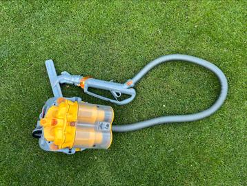Dyson stofzuiger beschikbaar voor biedingen