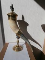 Antieke Drinkhoorn  1898  Gesigneerd  M.v.D, Ophalen of Verzenden