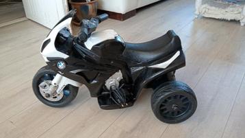 Bmw accu motortje, alles werkt beschikbaar voor biedingen