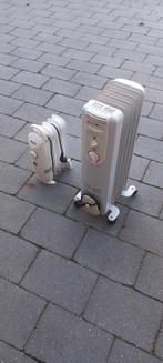 2  radiatoren, Doe-het-zelf en Verbouw, Verwarming en Radiatoren, Ophalen, 30 tot 80 cm, Radiator, Zo goed als nieuw