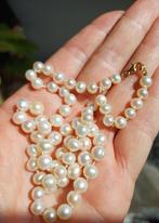 Parelketting met gouden slotje, Ophalen of Verzenden, Gebruikt, Goud, Met edelsteen