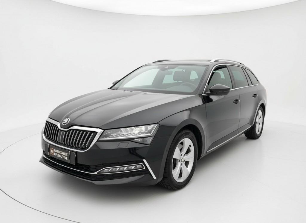 Skoda SUPERB 2.0 TSI Sportline Laurin & Klement, Xenon, 360, Auto's, Skoda, Automaat, Euro 6, 4 cilinders, Zwart