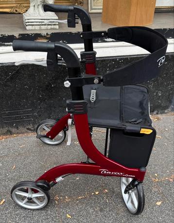 Travixx deLuxe lichtgewicht rollator voor binnen en buiten beschikbaar voor biedingen