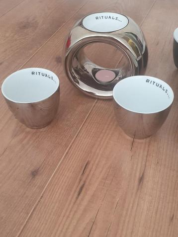 9 nieuw Rituals items. Mokken en olie/geurbrander. Nieuw. beschikbaar voor biedingen
