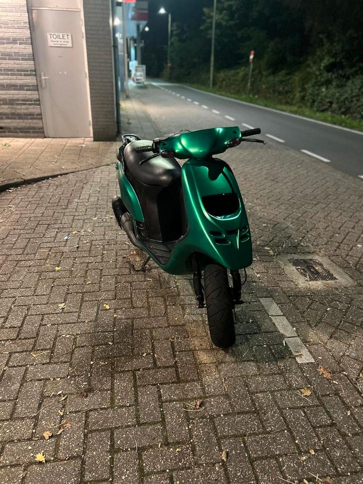 Typhoon 70cc, Fietsen en Brommers, Brommers | Tuning en Styling, Gebruikt, Ophalen of Verzenden