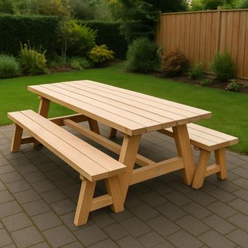 Handgemaakte Douglas buitentafel op maat – robuust beschikbaar voor biedingen