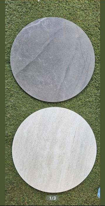 Bijzettafel bladen 50cm doorsnede  beschikbaar voor biedingen