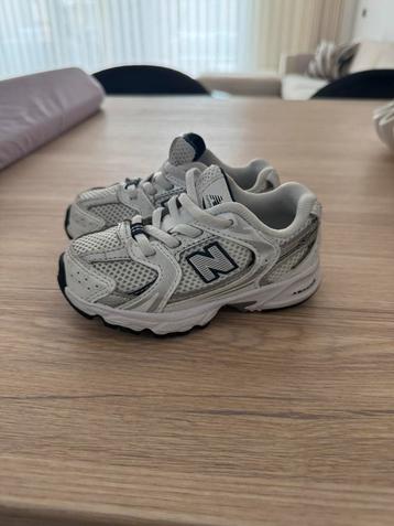 New balance sneakers maat 22,5 beschikbaar voor biedingen