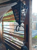 2 oude muurlantaarns met beugel 90 cm hoog!, Tuin en Terras, Buitenverlichting, Ophalen of Verzenden, Zo goed als nieuw, Minder dan 50 watt
