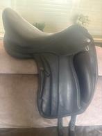 Equipe Viktoria Dressuurzadel 17,5 inch, Dieren en Toebehoren, Ophalen of Verzenden, Gebruikt, Dressuur