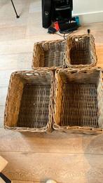 4 rieten manden, zware kwaliteit, Huis en Inrichting, Woonaccessoires | Schalen en Manden, Ophalen of Verzenden, Zo goed als nieuw
