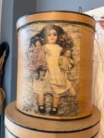 Brocante hoedendoos, Ophalen