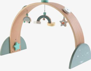Houten speelgym  beschikbaar voor biedingen