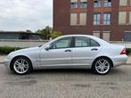 Mercedes-Benz C-klasse 240 Classic AUT /Airco/Cruise/NAVI/Tr, Automaat, 2597 cc, Navigatiesysteem, 1465 kg