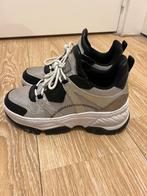 Guess sneakers maat 39, Guess, Zwart, Ophalen of Verzenden, Sneakers of Gympen