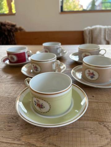 Maastricht Mosa pastel koffie servies beschikbaar voor biedingen