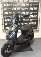PIAGGIO ZIP IGET 45 KM/H, BWJ 2024 PSYCHEDELIC FULL BROM !!, Ophalen, Maximaal 45 km/u, Zip, Zo goed als nieuw