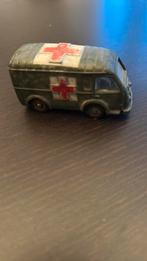 Dinky toys ambulance militaire, made in france mecano, 80F, Ophalen of Verzenden, Gebruikt, Auto