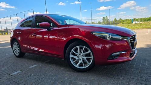 Mazda 3 Skyactiv-g 165 pk 2018 Rood APK Tot 11-07-2026, Auto's, Mazda, Particulier, ABS, Achteruitrijcamera, Airbags, Airconditioning