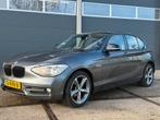 BMW 1-Serie Sport | Schuif/kanteldak | Leder | Harman Kardon, Auto's, BMW, 1-Serie, 4 cilinders, 1200 kg, 5 stoelen
