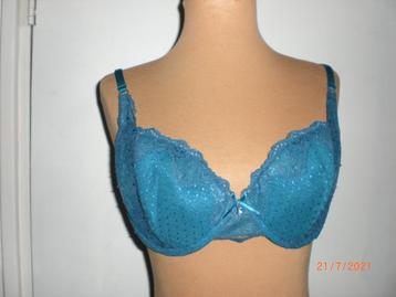 beugelBH maat: 80E voorgevormde cups merk: Victorias Secret  beschikbaar voor biedingen