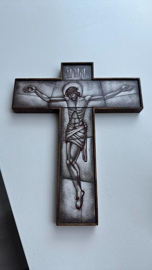 Crucifix Opaline, gesigneerd, gebroeders van Paridon, Antiek en Kunst, Antiek | Religie, Ophalen of Verzenden