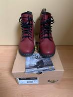 Dr. Martens AirWear Newton Cherry Red (Maat 38), Lage of Enkellaarzen, Zo goed als nieuw, Dr. Martens, Verzenden