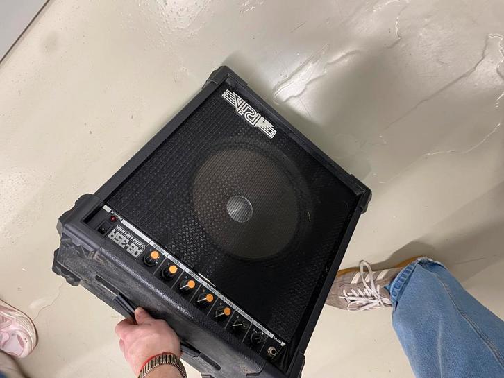 Aria gitaar versterkers en meer, Muziek en Instrumenten, Versterkers | Bas en Gitaar, Gebruikt, Minder dan 50 watt, Ophalen